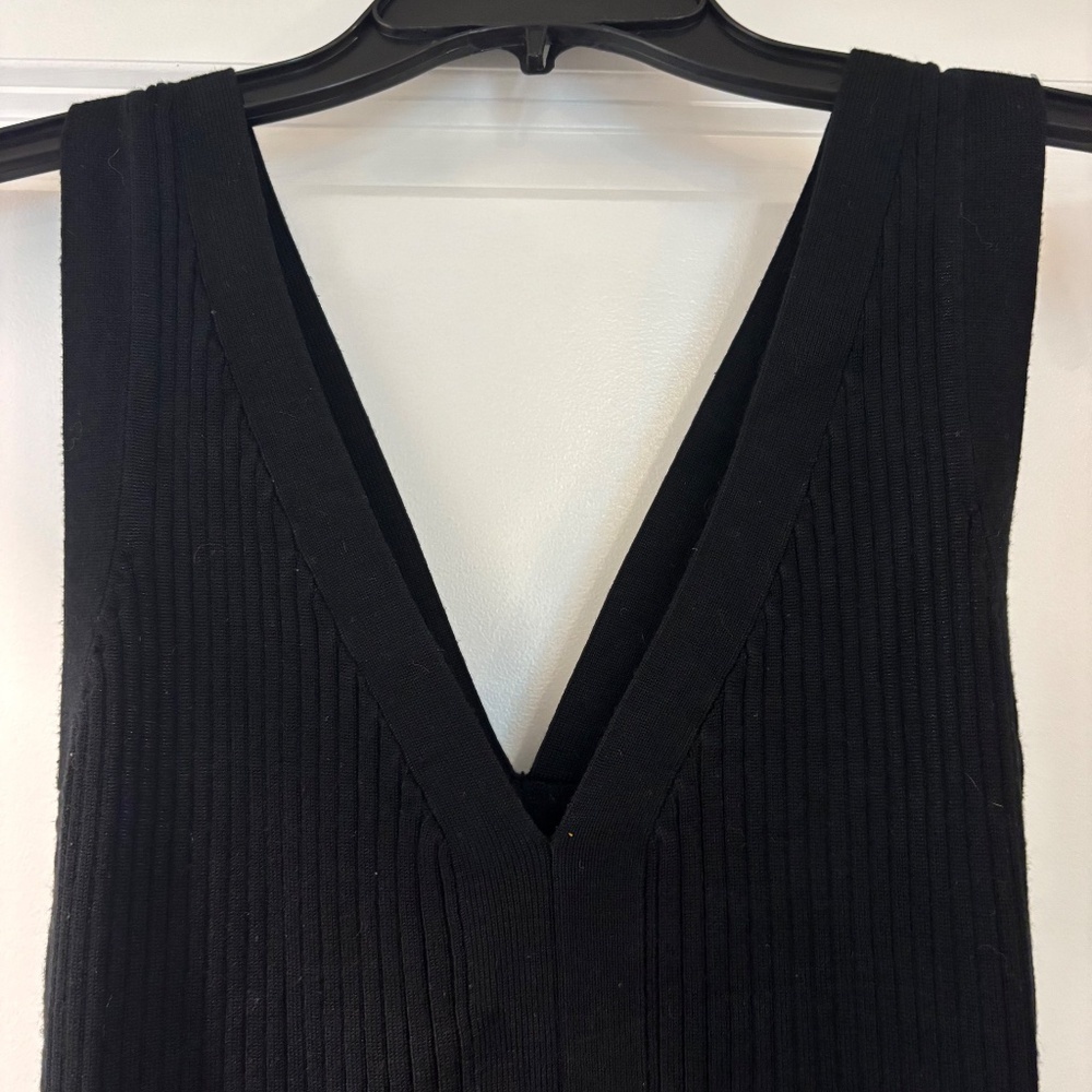 Azoe Black Ribbed Sweater Tank - Picture 3 of 7